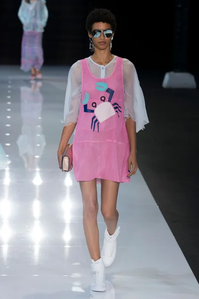 Look 19